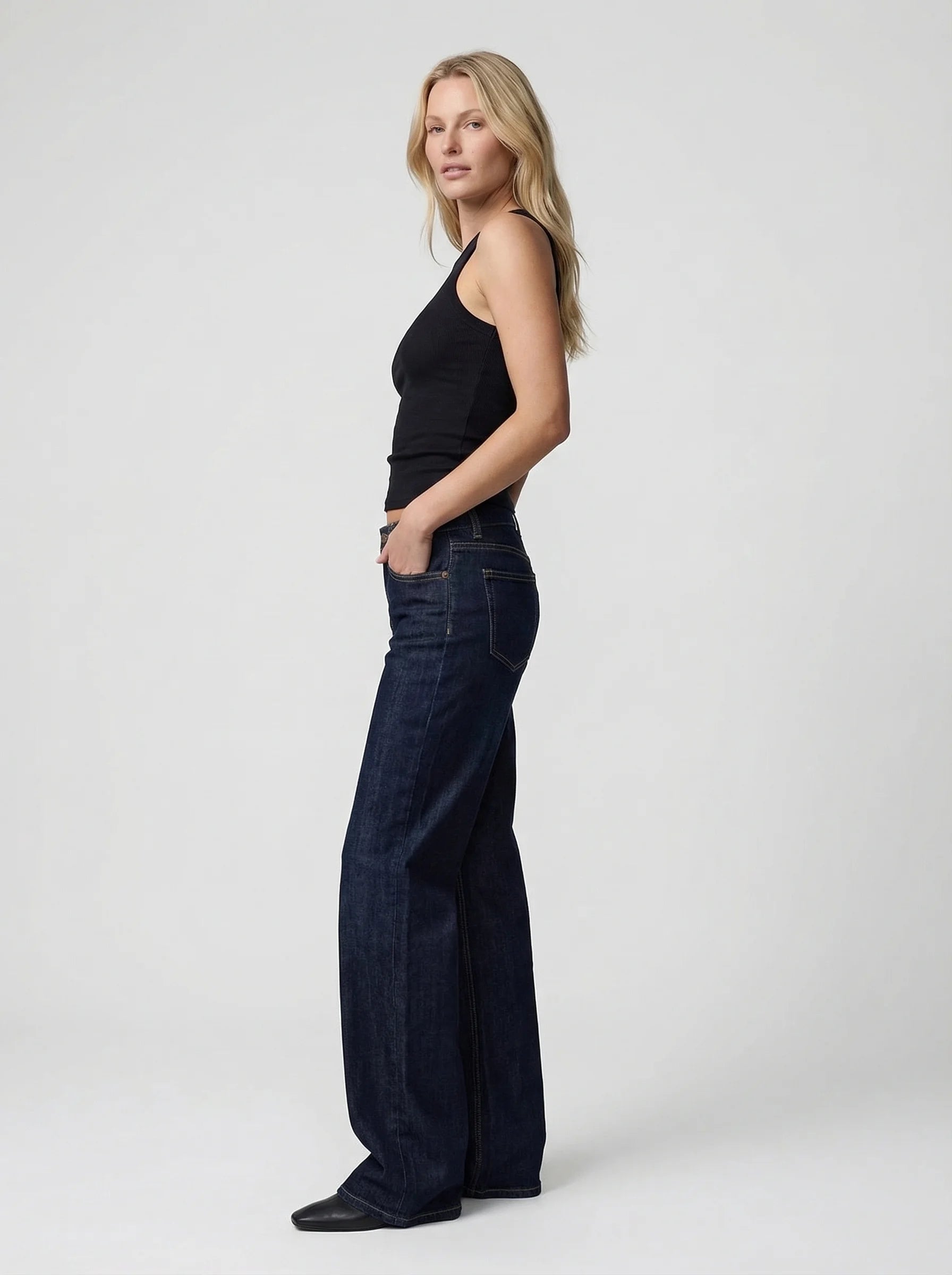 Dames Flared Jeans | Lage Taille Uitlopende Pijpen Aansluitende Pasvorm
