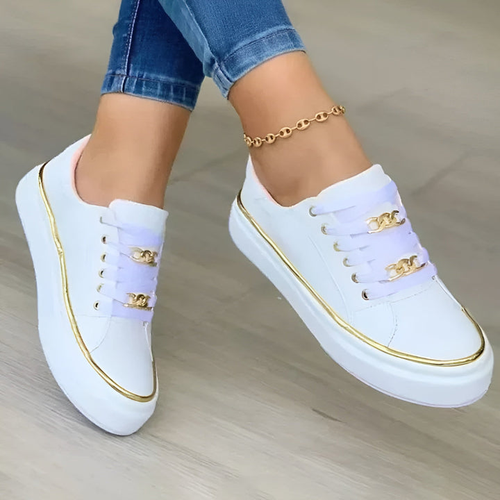 Dames Comfort Slip-On Sneakers in wit, Klassieke Elegantie