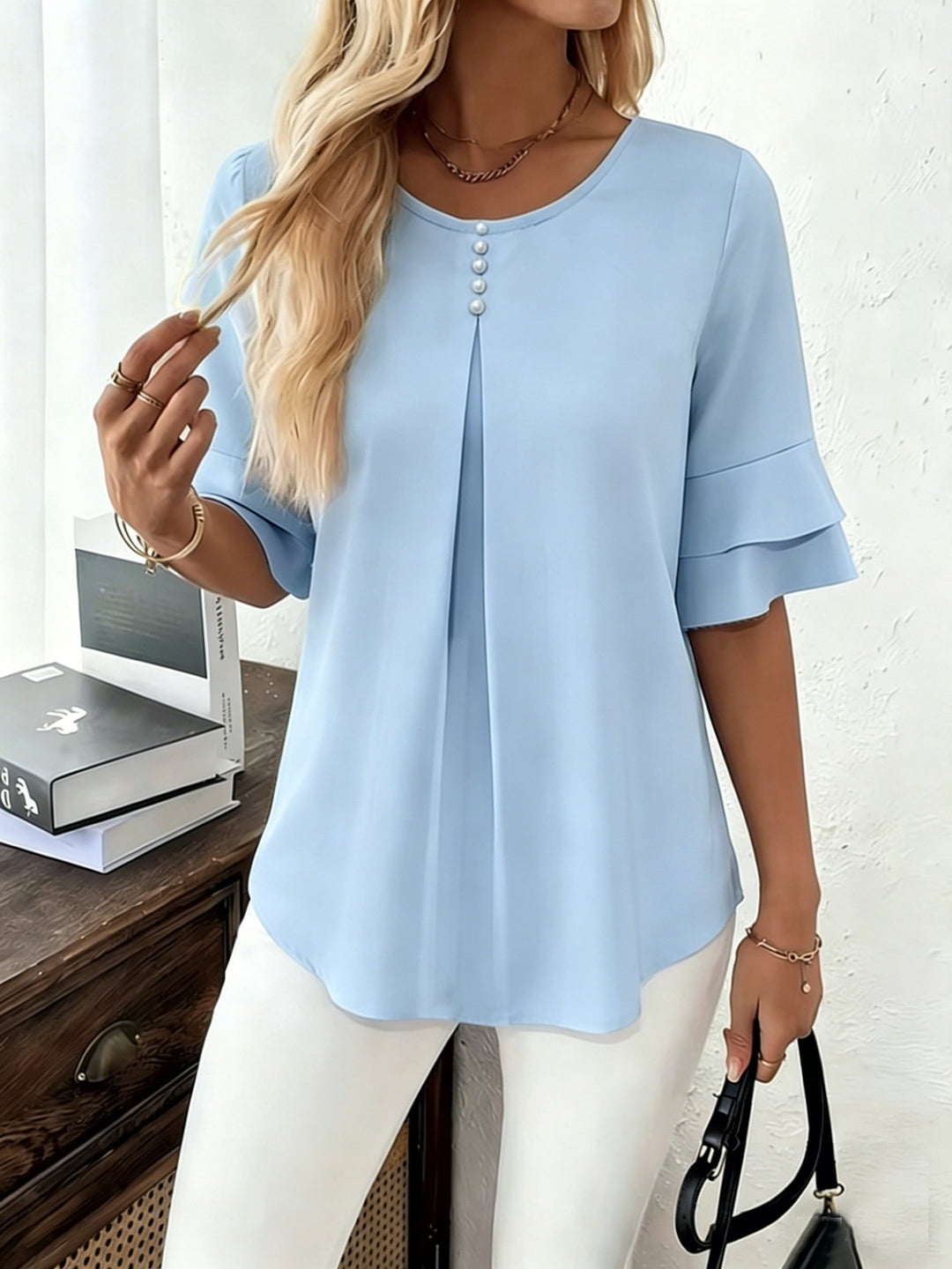 Dames Geplooide Blouse met Uitlopende Mouwen in lichtblauw, Elegant
