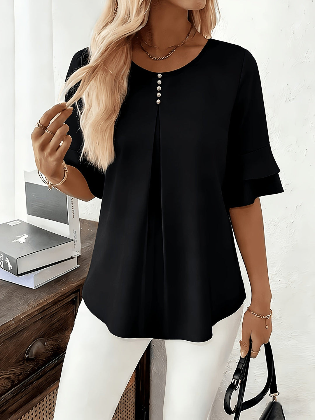 Dames Geplooide Blouse met Uitlopende Mouwen in zwart, Elegant