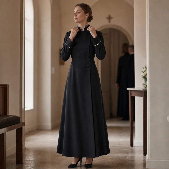 Dames Gewaad met Opstaande Kraag - Elegante Liturgische Jurk