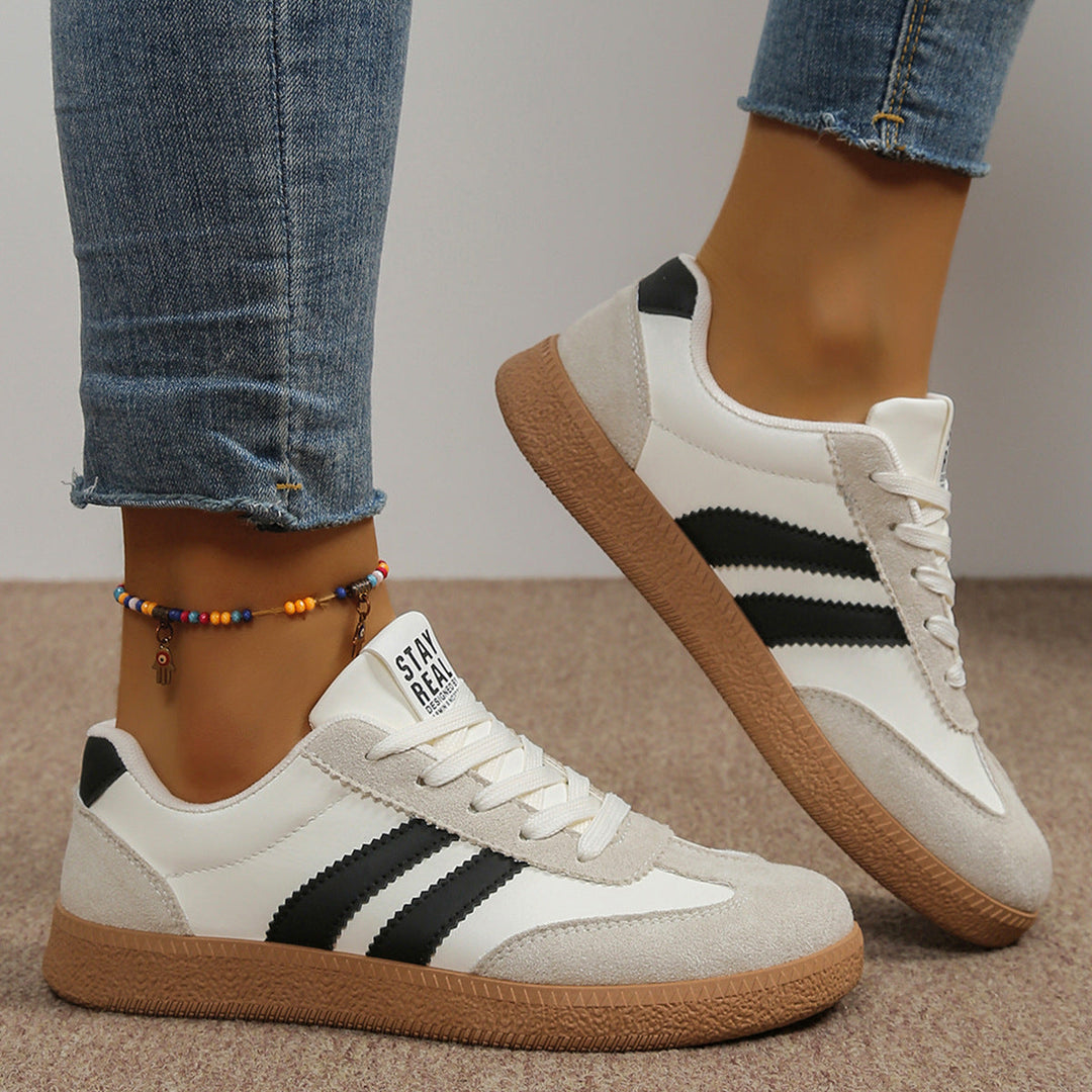 Dames Klassieke Sneakers in zwart en wit, Comfortabele Sportschoenen